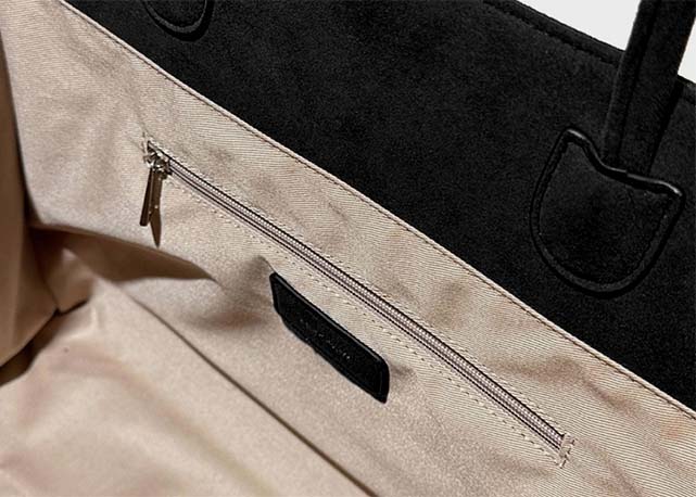 Blanc Large Suede Black