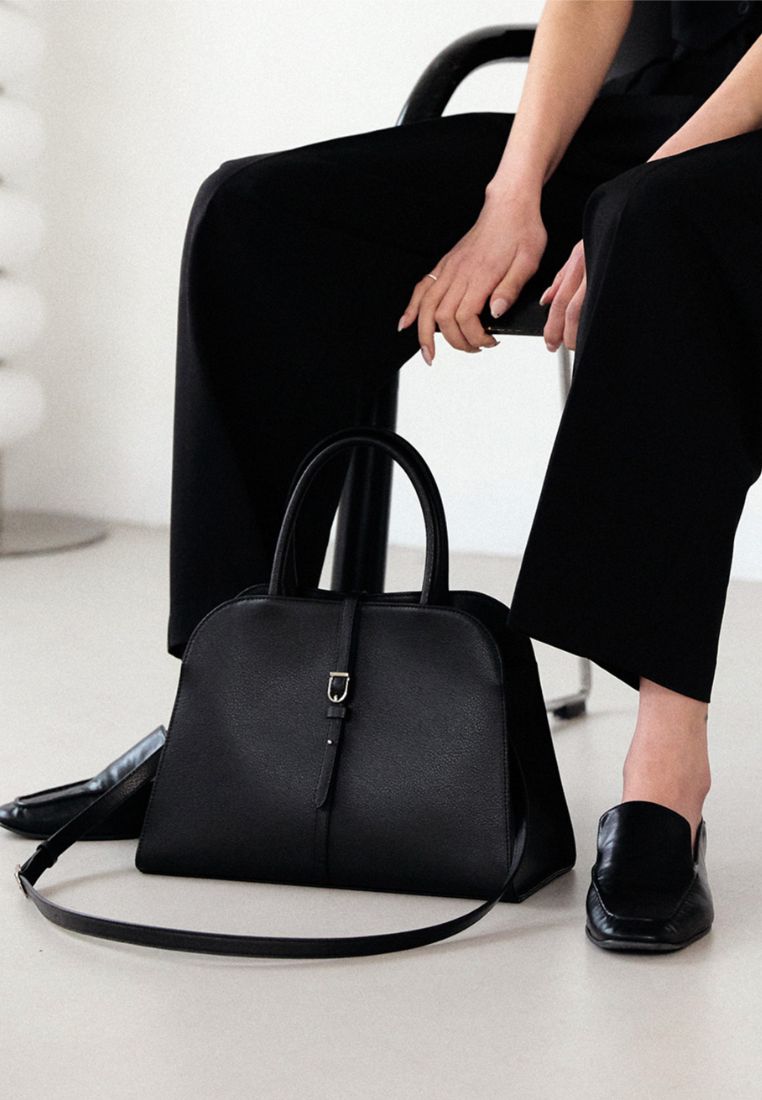 Blanc Medium Black