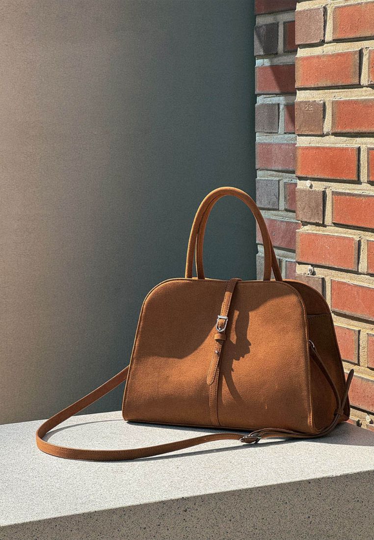 Blanc Medium Suede Camel