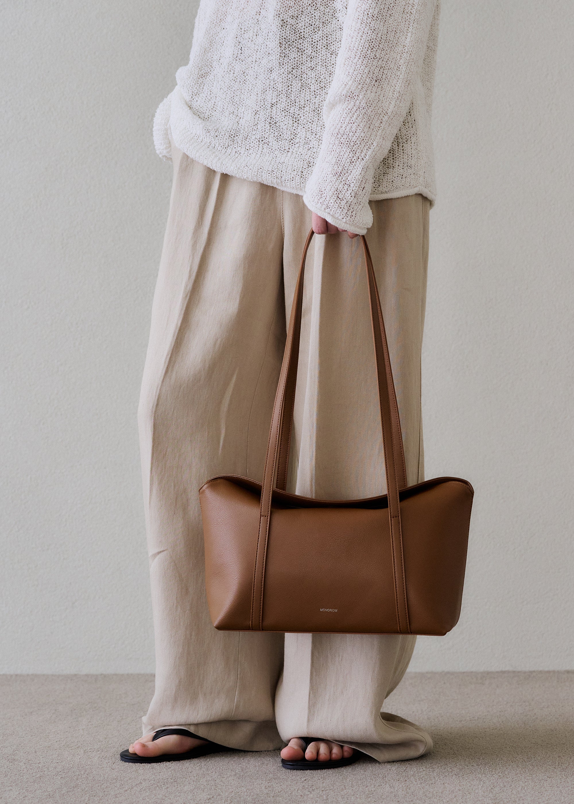 Sara Camel – Monorow Indonesia Sara Camel – Monorow Indonesia