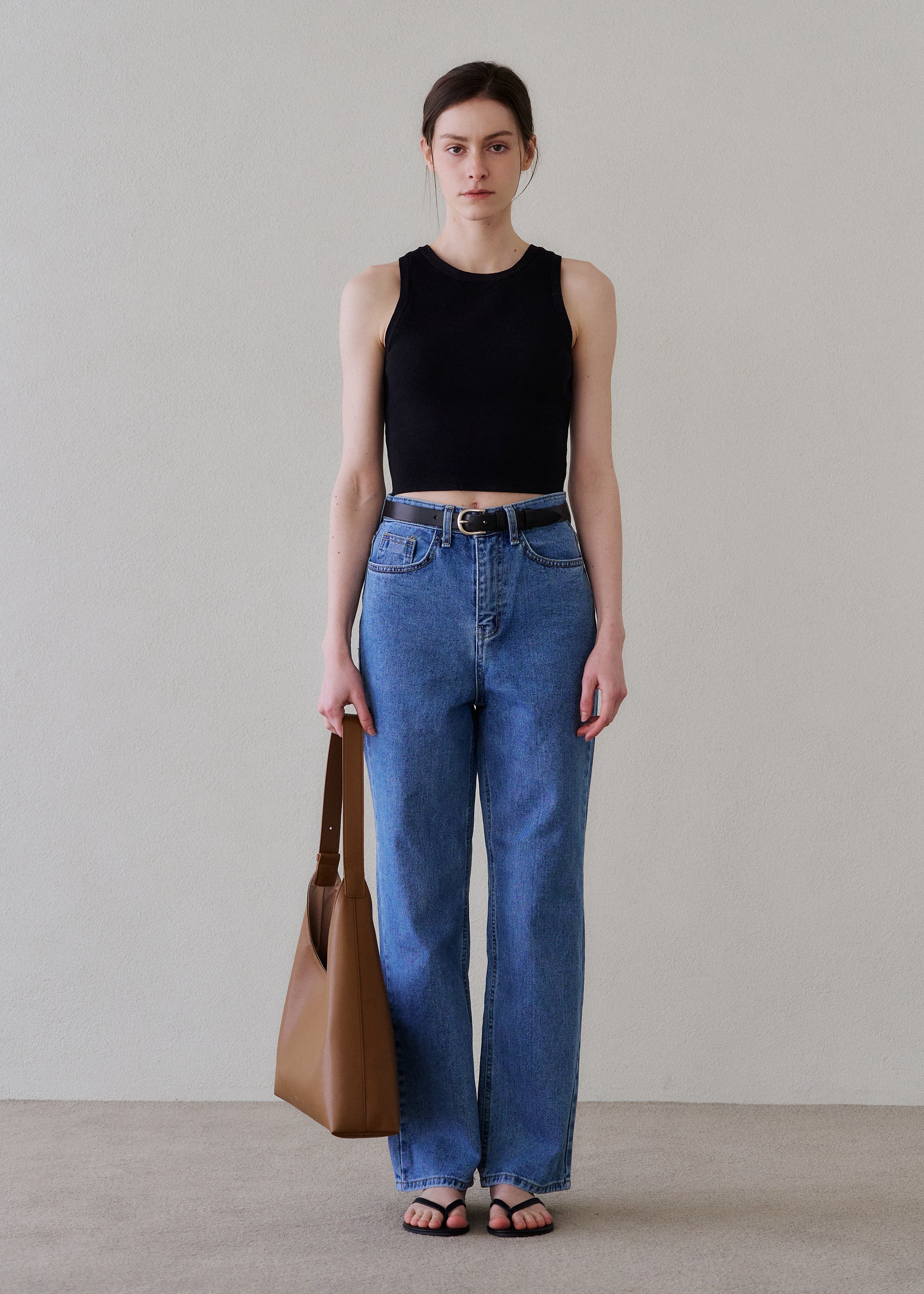 Angle Camel – Monorow Indonesia